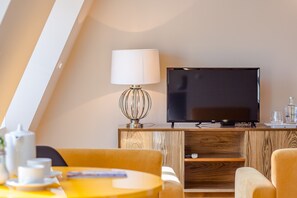 Apartment | Living room