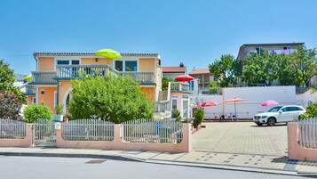 Apartment | Exterior