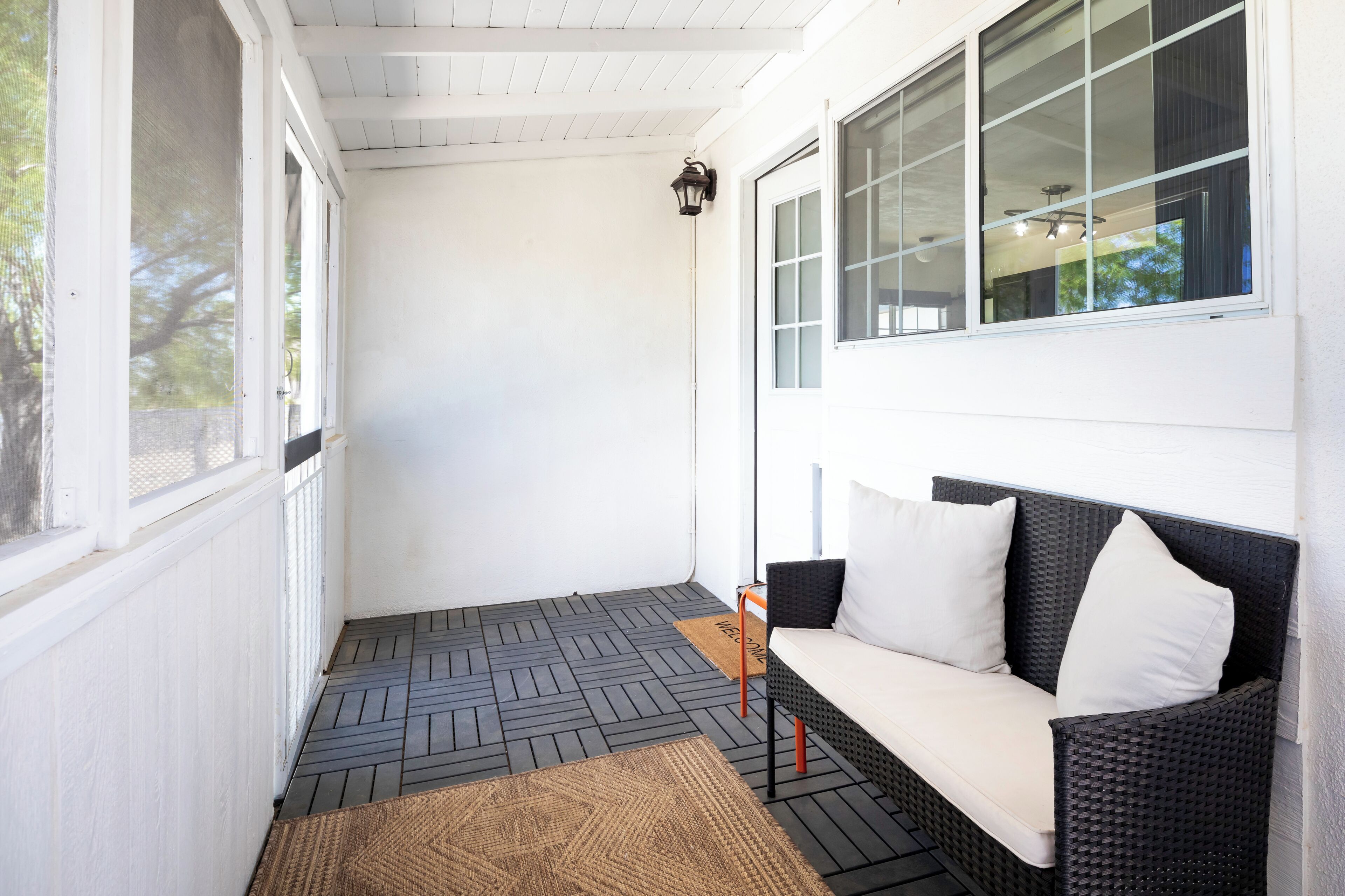 Desert Oasis In The Heart Of Joshua Tree! Game Room, Yards & Mountain Views! - Joshua Tree, CA