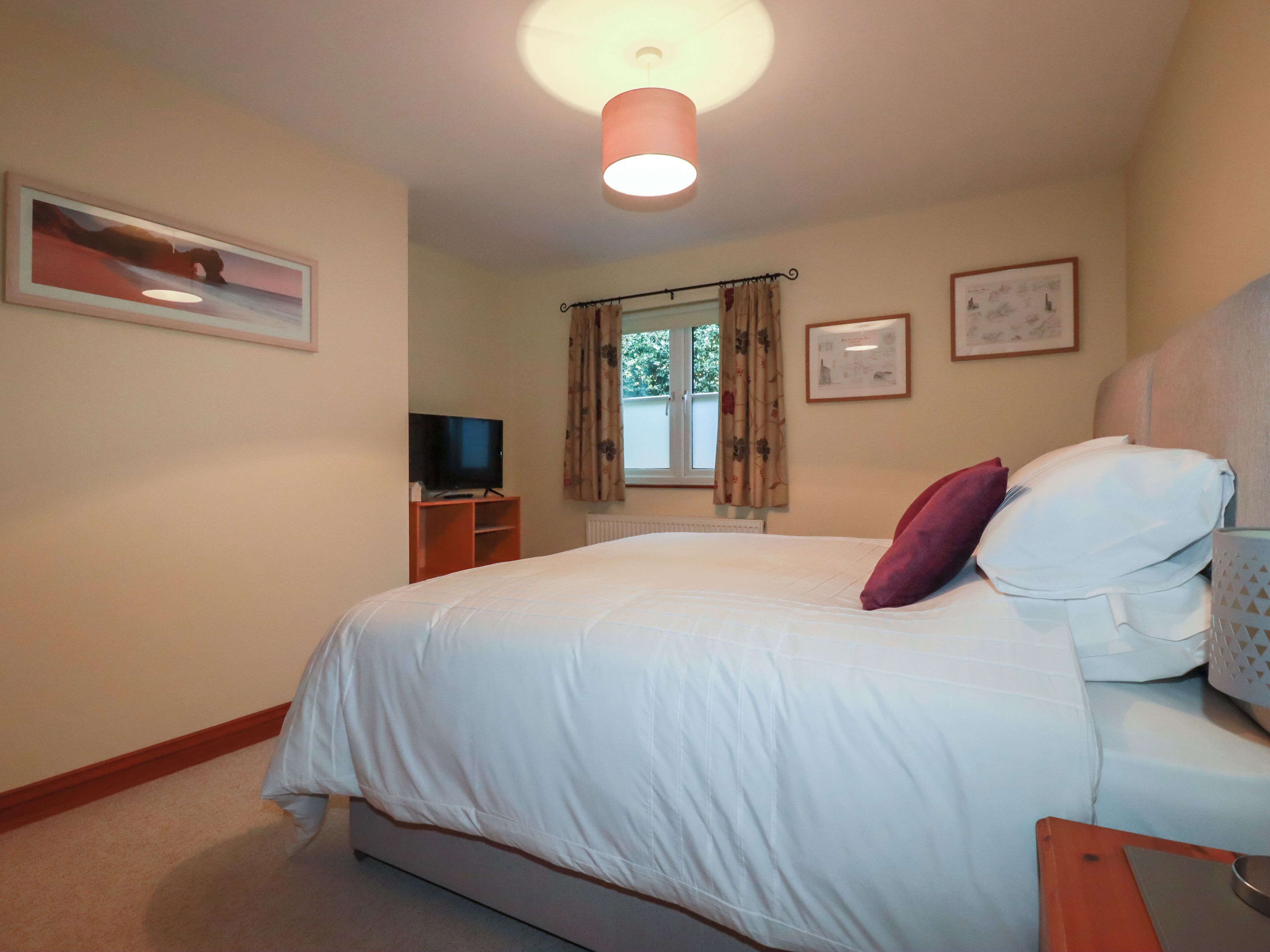 2 bedrooms, free WiFi, individually decorated, individually furnished