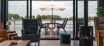 Hausboot am Prerauer Stich in Zehdenick