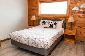 1 bedroom, desk, iron/ironing board, travel cot