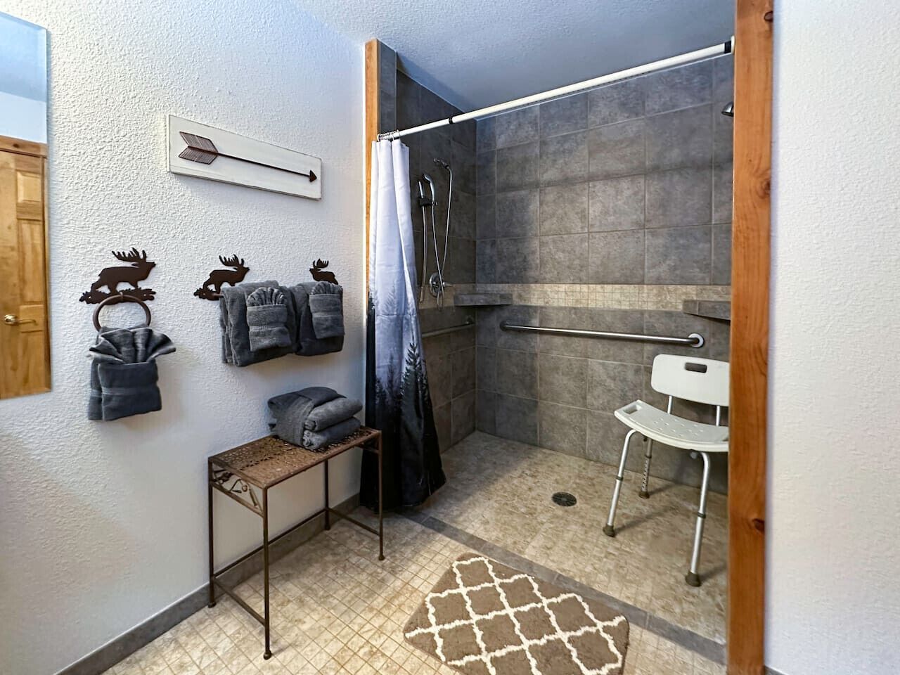 Hair dryer, towels
