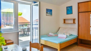 Ảnh chưa phân loại, 4 trong số 12 ảnh, nút