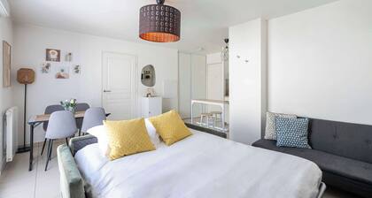 Grand 2P Lumineux, Cosy et au Calme proche Paris !