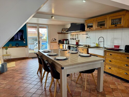 "La Maison Bleue", calme, jardin, billard