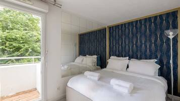 3 slaapkamers, een strijkplank/strijkijzer, reisbedje, wifi