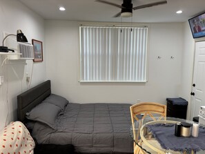 1 Schlafzimmer, WLAN, Bettwäsche