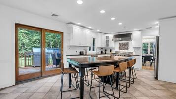 House | 6 bedrooms