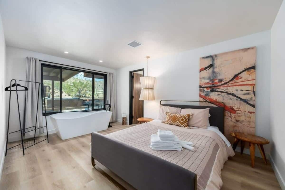 Casa (4 Bedrooms) | 4 habitaciones, tabla de planchar con plancha y ropa de cama