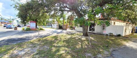 Overnatningsstedets facade