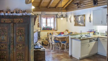 Ferienhaus | Eigene Küche | Kochgeschirr/Geschirr/Besteck