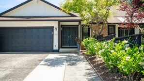 Exterior - Sonoma Active Retreat Near Plaza Hot-Tub Sports (Sonoma)