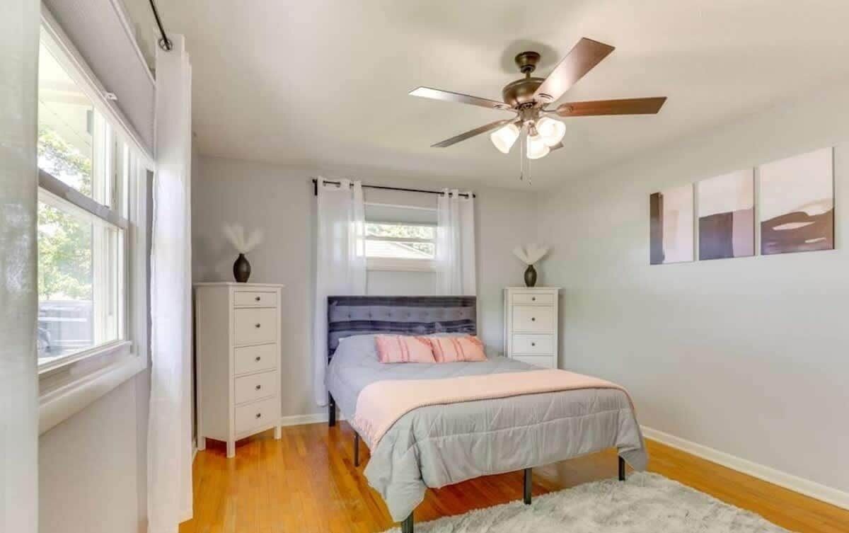 3 bedrooms, WiFi, bed sheets