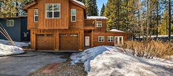 Charming 4-bedroom house in delightful South Lake Tahoe near Tahoe golf course
