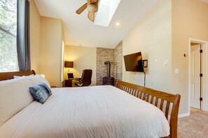 4 quartos, ferros/tábuas de passar roupa, Wi-Fi, roupa de cama