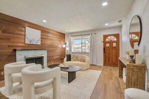 Casa (4 Bedrooms) | Sala de estar