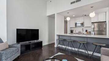 55-inch Smart TV with digital channels, Netflix, Hulu