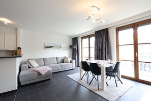Apartment | Living room - Apartment in Oostduinkerke Near the Coast (Koksijde)