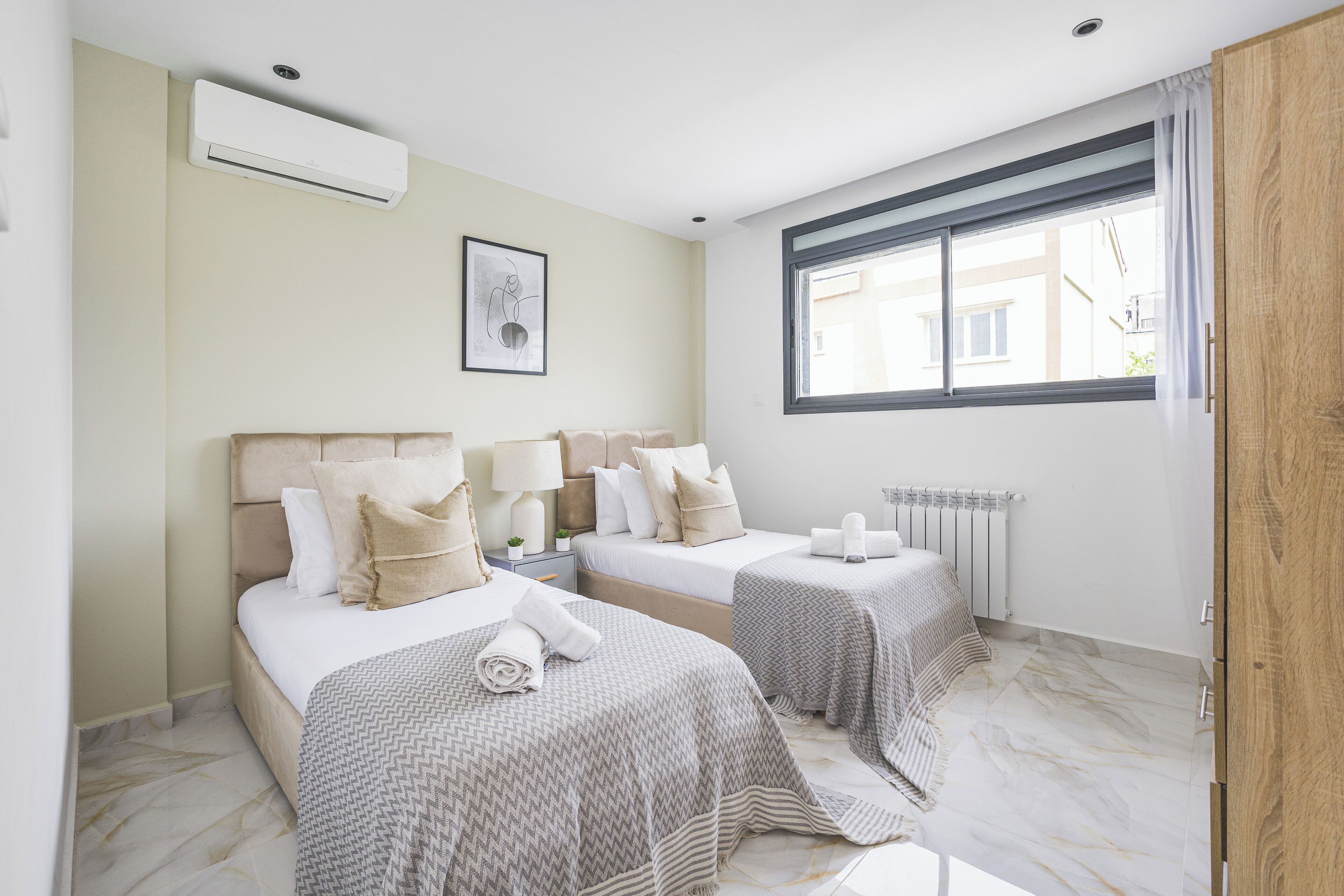 Perushuoneisto | Silitysrauta/-lauta, ilmainen Wi-Fi