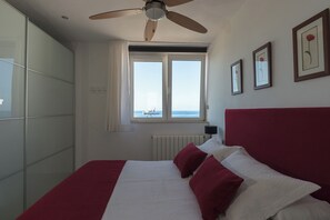 3 Schlafzimmer, Bügeleisen/B ügelbrett, Reisekinderbett, WLAN