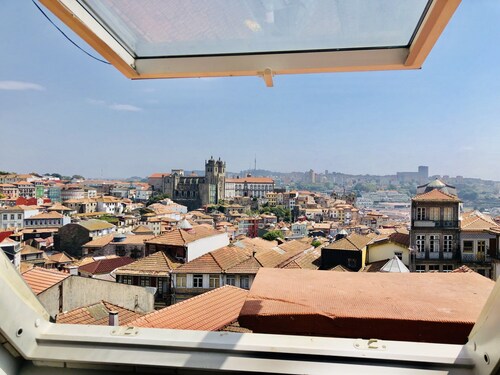 Cozy 2-bedroom Apartment in Porto