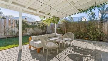 House, Garden View (3 Bedrooms) | Interior