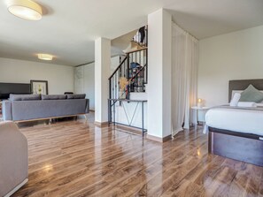 3 habitaciones, tabla de planchar con plancha y wifi gratis