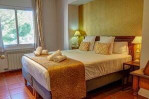 3 bedrooms, iron/ironing board, free WiFi, bed sheets - Montroig Zen Penthouse by Hello Homes Sitges (Sitges)