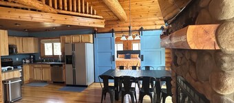 Castle Rock Log Cabin