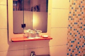 Bathroom - Shanghai Mandeng Hotel (Shanghai)