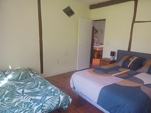 5 chambres, Wi-Fi, draps fournis