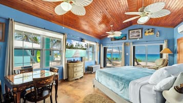 5 sovrum, skrivbord, strykjärn/strykbräda och resesäng