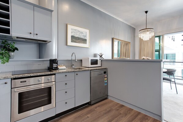 Fridge, microwave, oven, stovetop