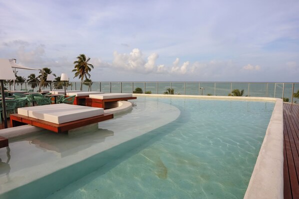Pool - Setai Yacht Comfort - By Almare Flats (Joao Pessoa)