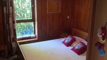 1 chambre, fer et planche à repasser, Wi-Fi gratuit