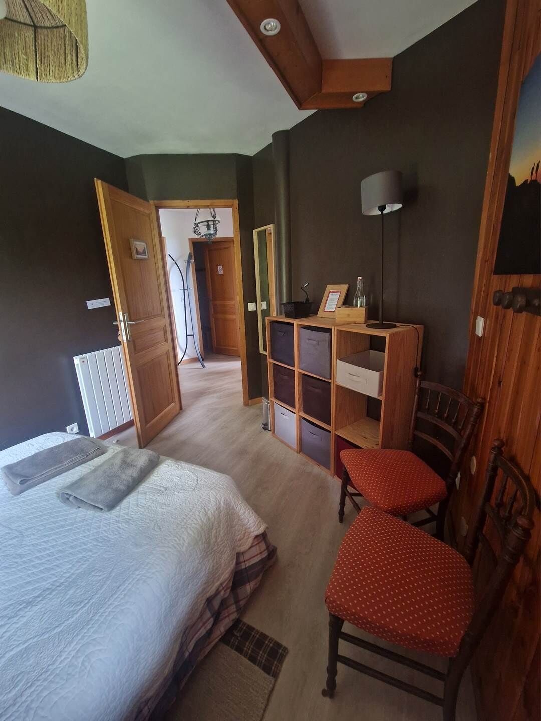 1 bedroom, iron/ironing board, WiFi (free)