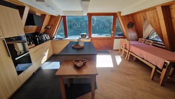 Frigorifero, microonde, forno, lavastoviglie