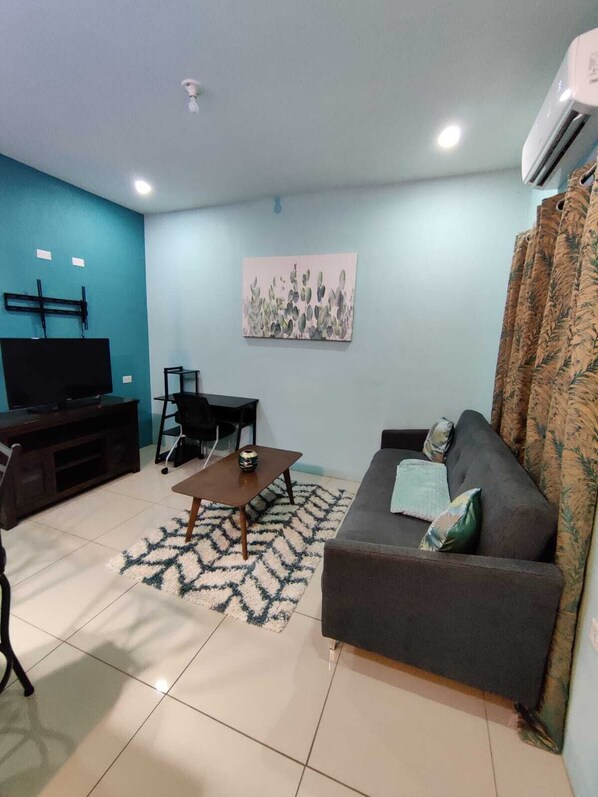 Standard Apartment, Mountain View | Living area