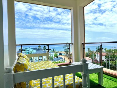 Spacious 4-bedroom plus dsq apartment in charming Nyali with,WiFi,parking