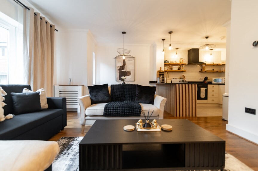 City Centre Haven King En-suite W/parking - Canterbury