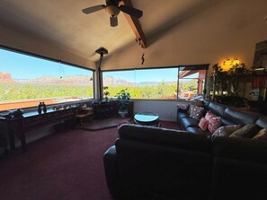 Smart TV, DVD player, books, stereo