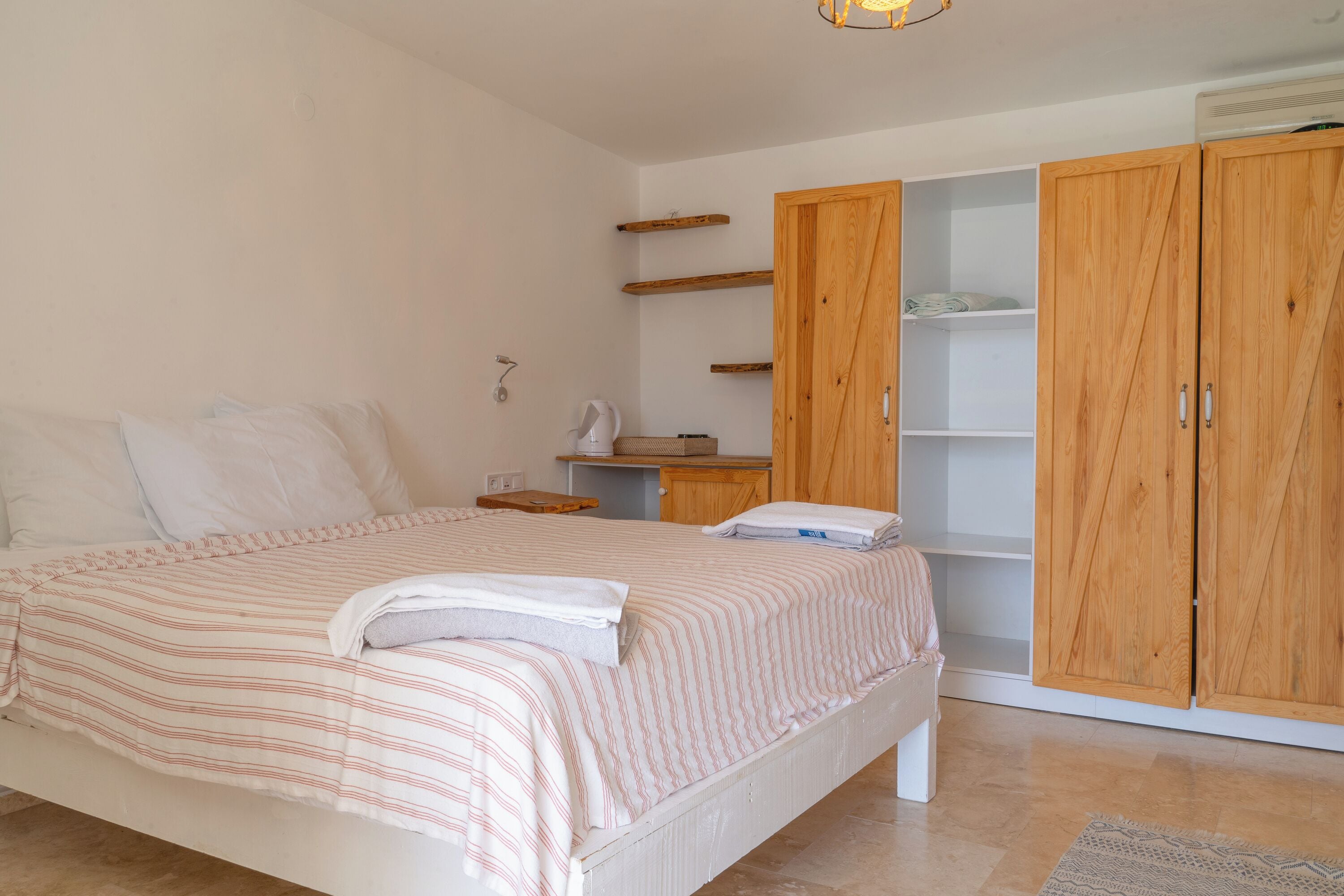 Coffres-forts dans les chambres, Wi-Fi gratuit