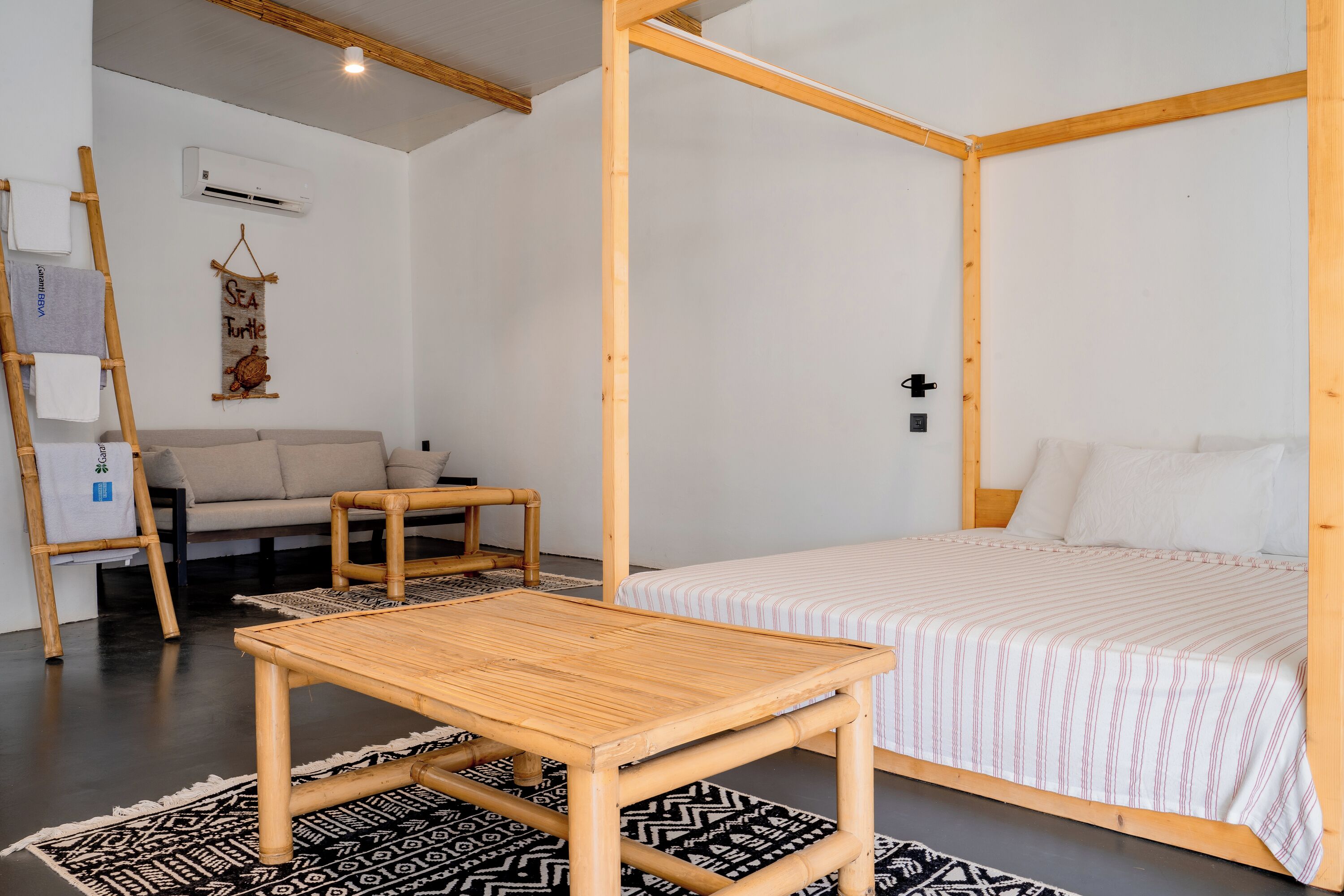 Estúdio premium, vista para a praia | Cofres nos quartos, Wi-Fi de cortesia