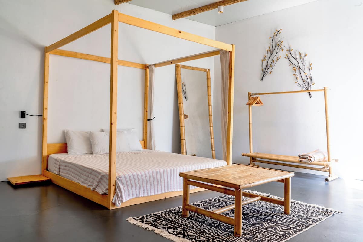 In-room safe, free WiFi