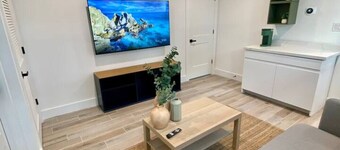 Secure Cozy Tiny Home Central Houston