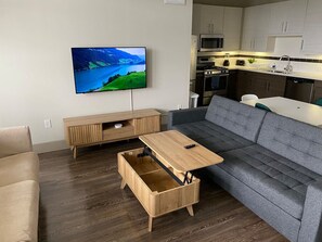 TV, stereo - Vargos Long-term Gym pool 2/2 King fully equipped (Houston)