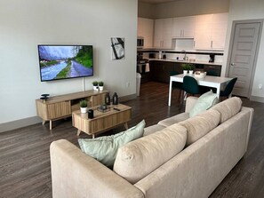 TV, stereo