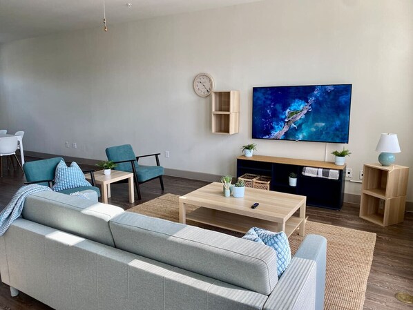 TV