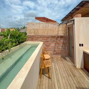 Loftsrom – premier, privat basseng | Terrasse/patio